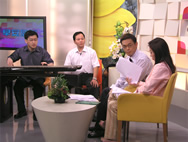 南风新加坡琴展之三・接受新加坡国家电视台采访